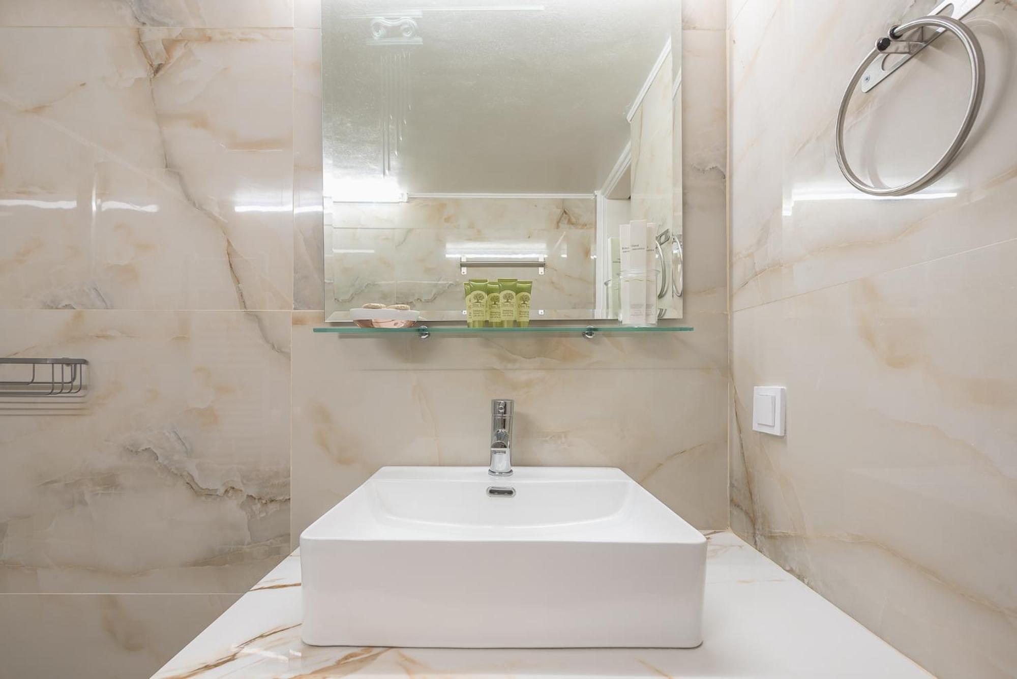 Modern Apartment 200M From Acropolis 100Mbps Netflix Atenas Exterior foto